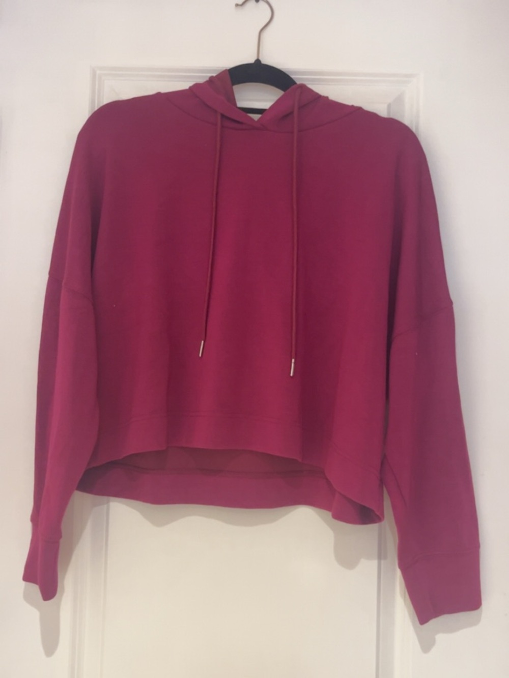 Women's Cropped Hooded Sweatshirt - Pink